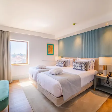 Hotel Vip Executive Do Marques 4*