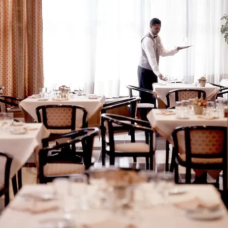 Hotell Vip Executive Do Marques