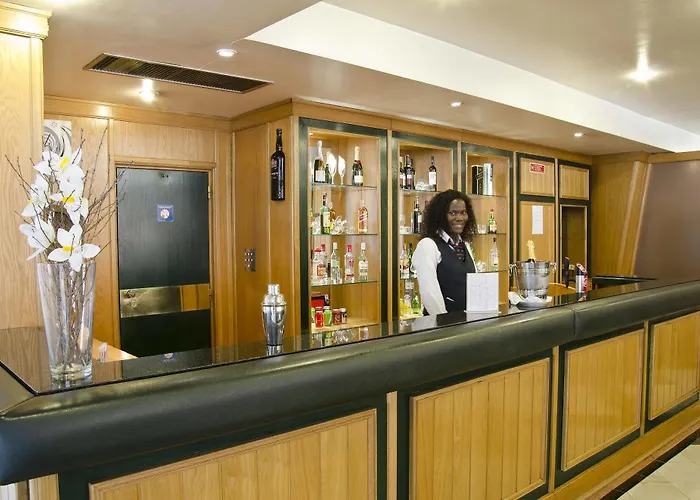 Vip Executive Do Marques Otel 4*