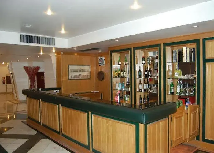 Vip Executive Do Marques Otel 4*